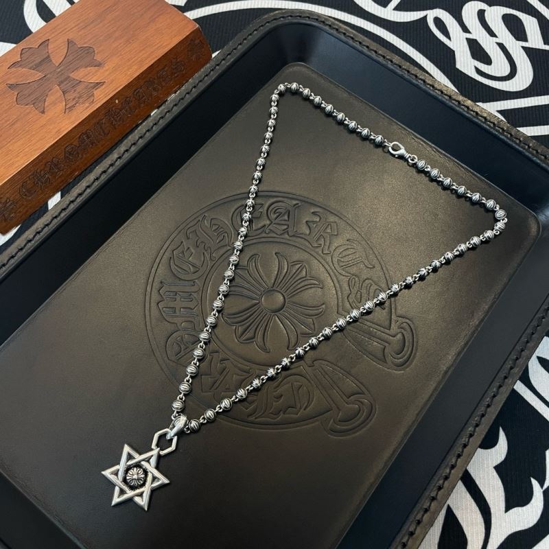 Ch*0me He**ts necklaces